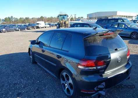 2011 Volkswagen Gti 4-Door из США, поврежденный, VIN WVWHD7AJ8BW286669